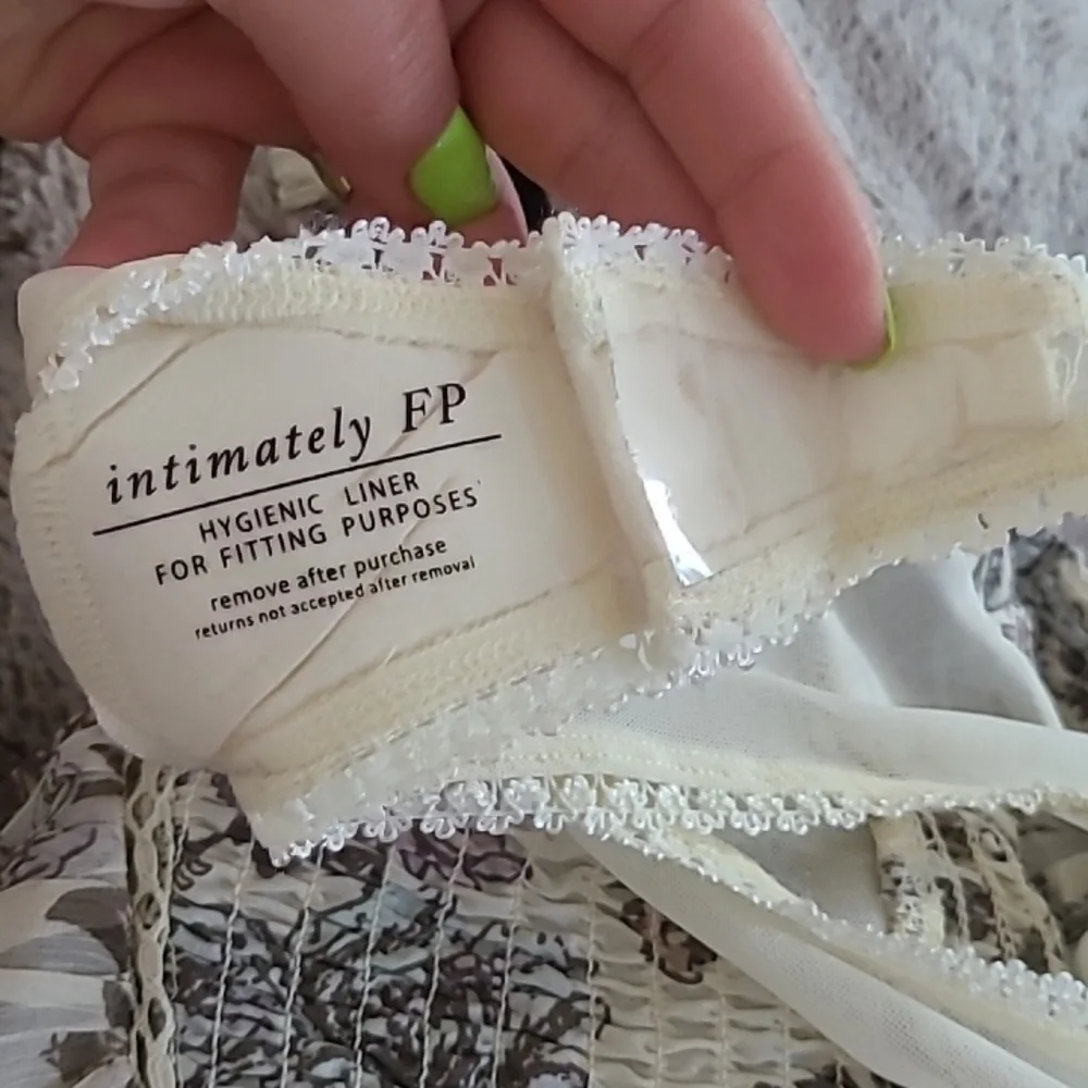 INTIMATELY FREE PEOPLE Bodysuit - Picture 5 of 6